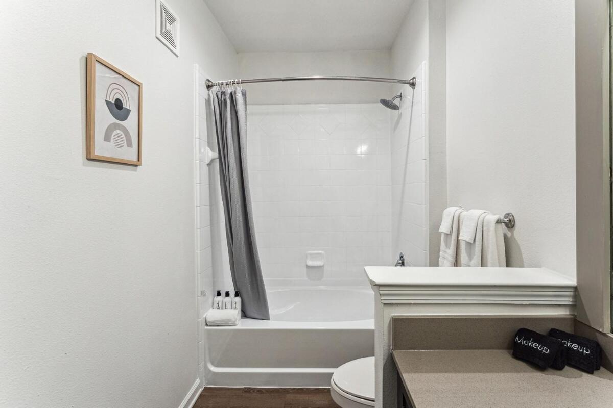 Luxury Apt With Eco-Friendly Touches & Priv Garage Frisco Exterior photo