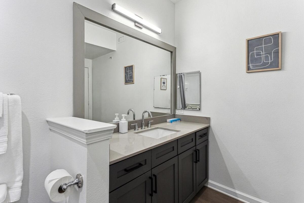 Luxury Apt With Eco-Friendly Touches & Priv Garage Frisco Exterior photo
